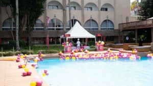 Installation du Talk Entre Mamans organisé par Riz Mèmé à l’hôtel Akwa Palace de Douala à l’occasion de la Fête des Mères 2026