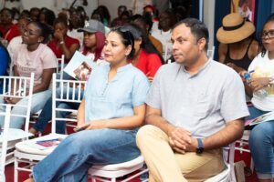 Le Directeur Général de Riz Mémé et des responsables de la marque assistent au Talk Entre Mamans organisé à Douala